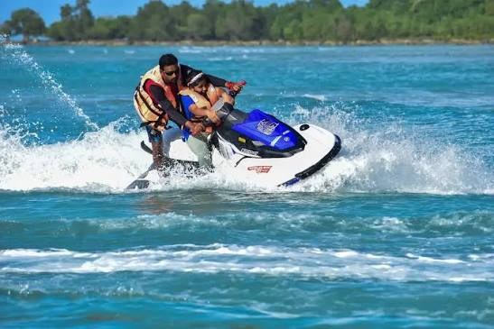 Speed Boat Rides